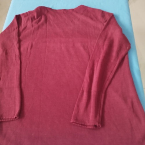 Burgundy Pullover Size XL like new, casual chic knitwear