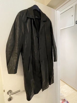 Black leather trench coat, size L (50), excellent condition