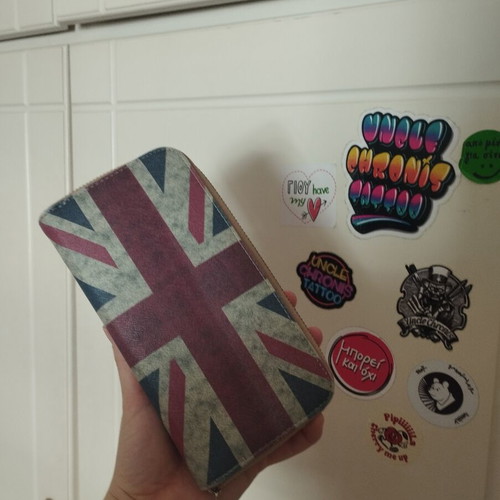 Wallet with England flag used, blue and red