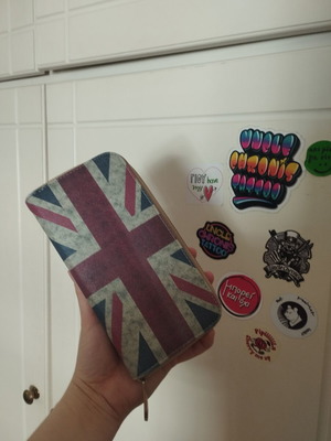 Wallet with England flag used, blue and red