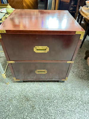 Saridis bedside table like new 48x53 and height 58cm