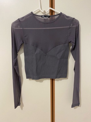 Zara crop top with transparency in gray, like new