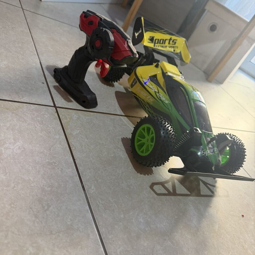 Ralleyz Remote Control Buggy sports extreme, like new