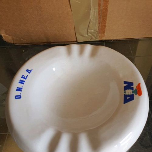ND collectible ashtray porcelain like new, unused