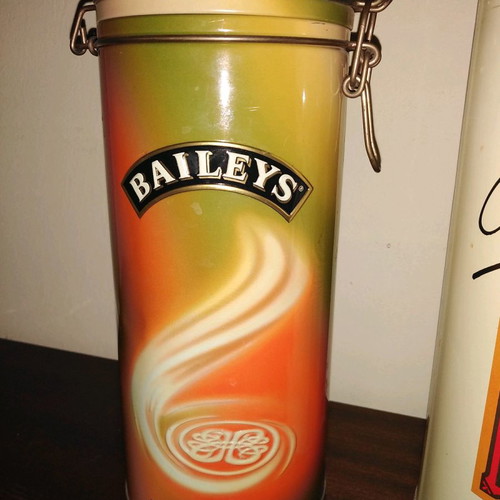 Collectible metal whisky, liqueur and gin boxes used, set of 3