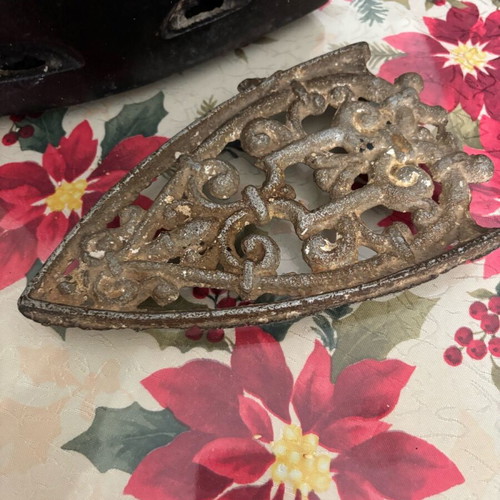 Iron with base and charcoal used