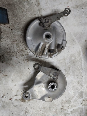 Honda C50 Brake Shoes Set used, genuine