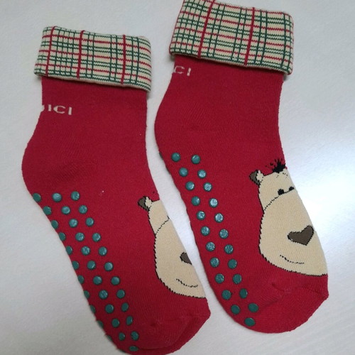 Nici slipper socks new, red and beige for size 37-39
