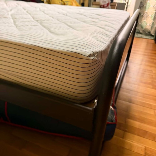 Bed with mattress like new