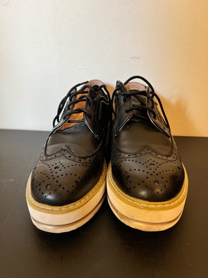 Women’s Oxford shoes size 37 like new, black