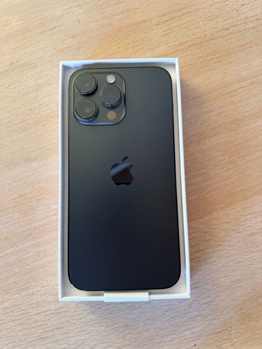 iPhone 14 Pro Max 256GB black like new - € 570,00 - Vendora.cy
