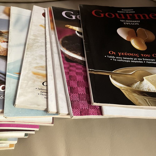 Gourmet cooking magazines like new, 22 issues from 2004 to 2008