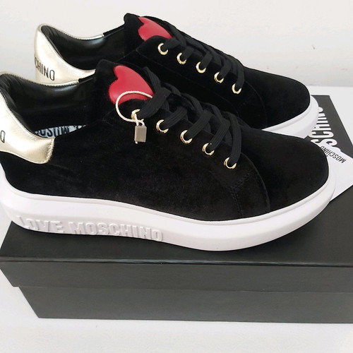 Love Moschino velvet shoes size 39 like new, black sneakers