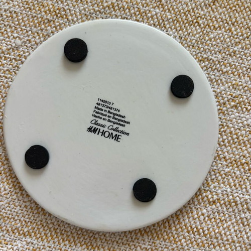 Porcelain coasters new, set of 4 with pads