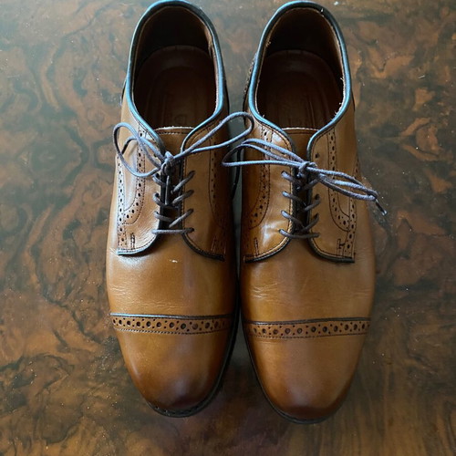 Allen Edmonds shoes light brown size 42 like new