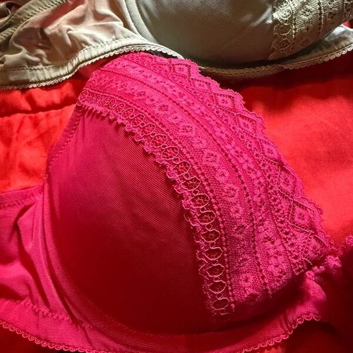 H&M Balcony Bras 3 Pieces Size 75C Like New, Lace Details