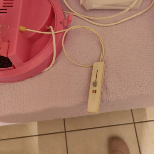 Electric hair dryer like new with speed