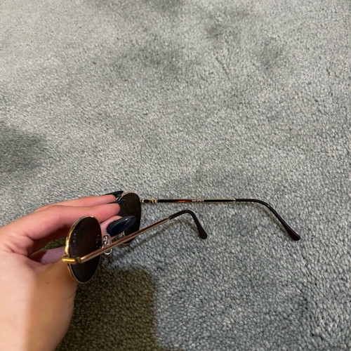 Round glasses used, black, with flawless lens