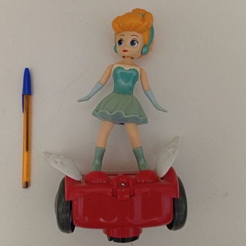 Electric Dancing Girl Ice Princess Balancing Skateboard Cinderella figure used