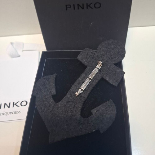 Pinko brooch new, stylish gold and silver design