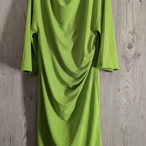 Zara dress green minti new, size M