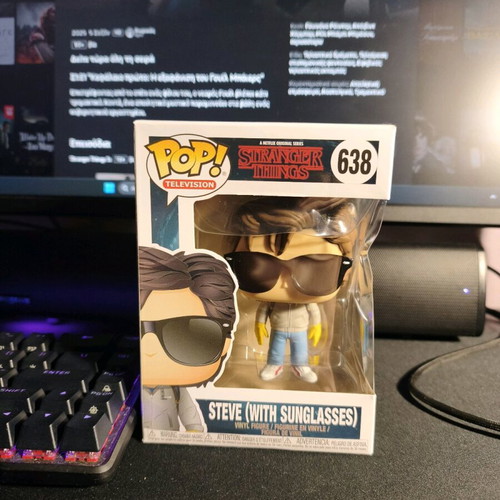 Figura De Acción Steve With Sunglasses 30877 De Funko Pop! Television