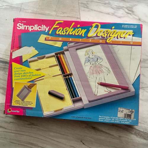 Simplicity Fashion Designer Portfolio vintage 90s full set with box used
