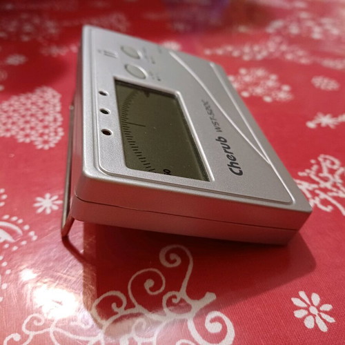 Tuner (instrument tuner) used