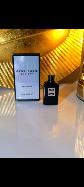 GIVENCHY GENTLEMAN