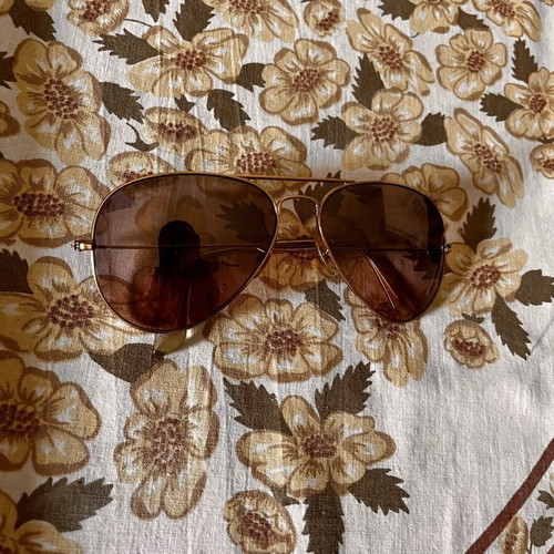 Ray Ban RB Aviator unisex sunglasses like new, beige