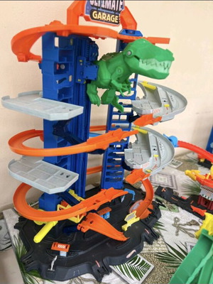Hot Wheels Ultimate Garage με Δράκο σαν καινούργιο