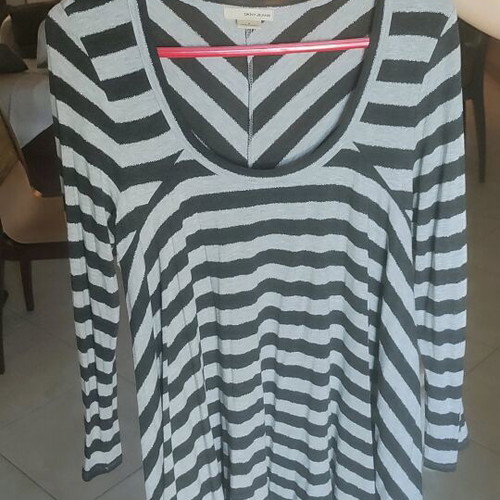 DKNY women's blouse like new, black and gray, size S