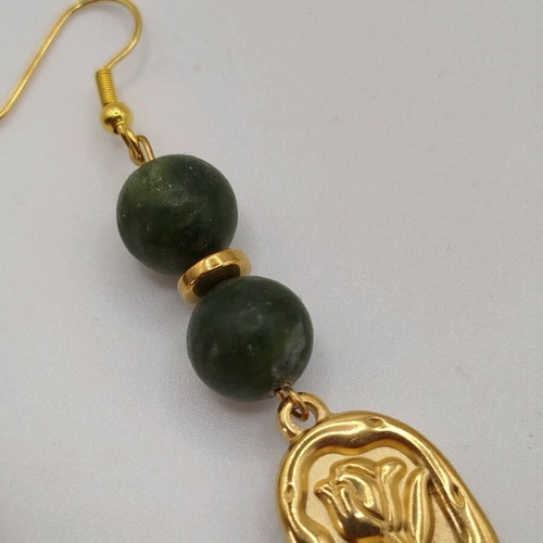 Handmade earrings with natural jade and hematite, new