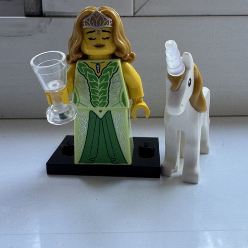 Lego mini figure original like new