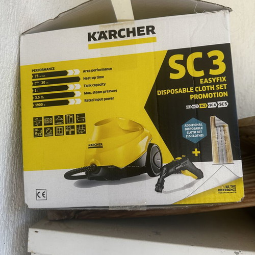 Karcher SC3 EasyFix steam cleaner like new