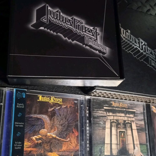 Judas Priest CD discography used, pack with Metalogy boxset and Unleashed in the East '79