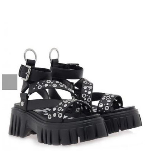 Buffalo sandals like new, size 39, black