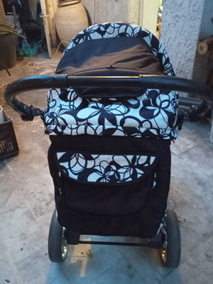 Baby stroller like new