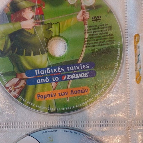 Children's DVDs used, Pinocchio, The 3 Little Pigs, Robin Hood, Casper