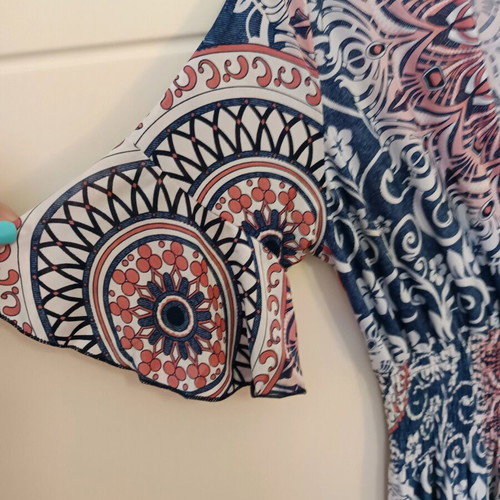 Maxi dress new with blue and pink patterns, size L