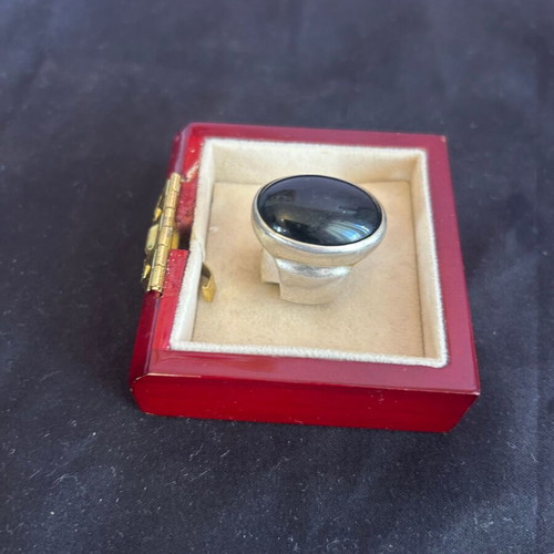 Vintage silver 925 ring with black stone used