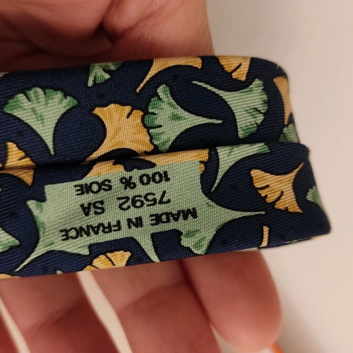 Hermes silk tie like new, blue vintage with box