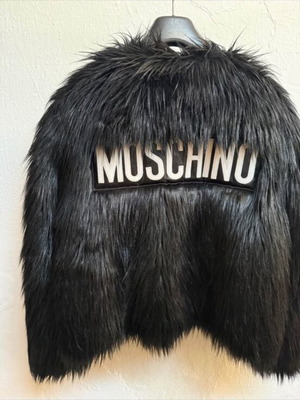Moschino short fur jacket like new, size medium, black