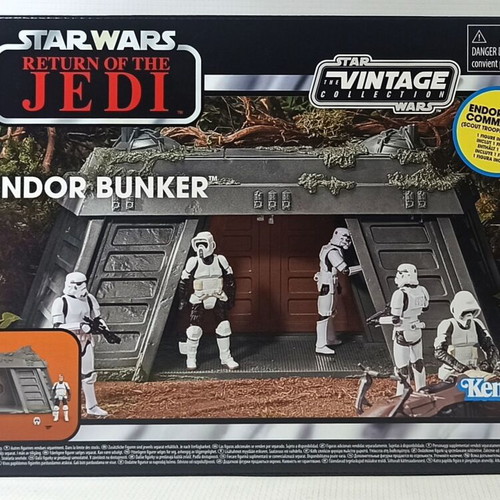 Star Wars Vintage Collection Endor Bunker with Rebel Commando 40th ROTJ