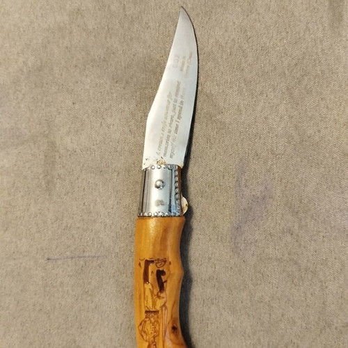 Wooden pocket knife like new
