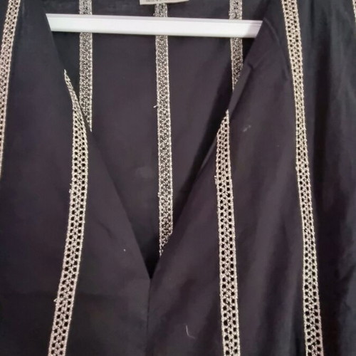 Disu caftan dress like new, black with gold thread, one size