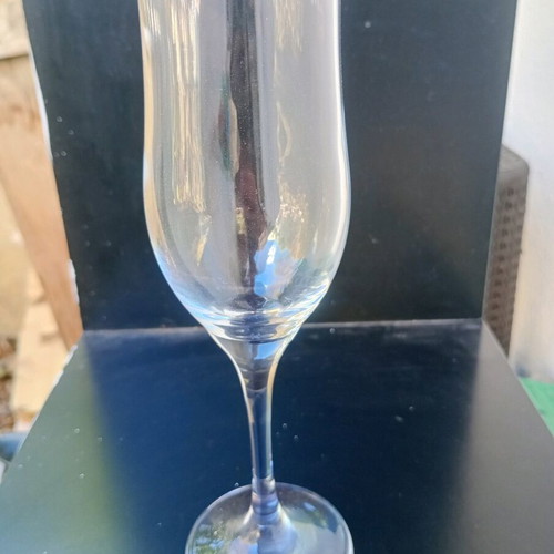 Champagne glass like new, BP promotional item