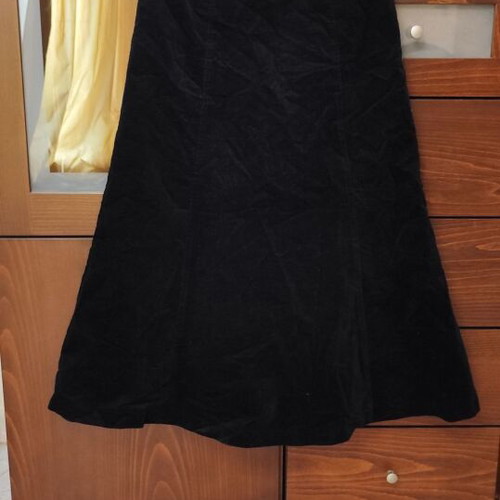 Laura Ashley cotton black skirt used, size XS
