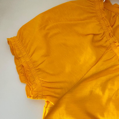 Women's mako t-shirt new, short sleeve, size small, mustard color