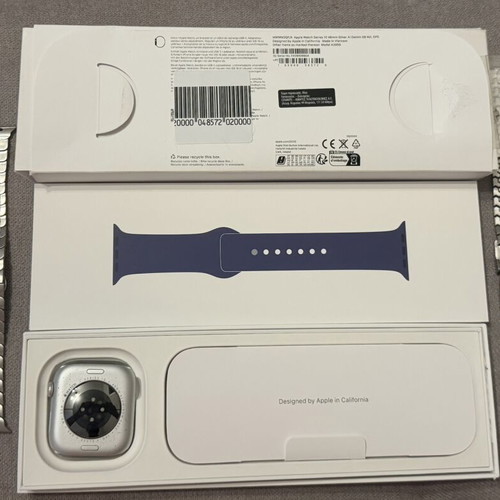 Apple Watch Series 10 GPS 46mm Sport Band like new